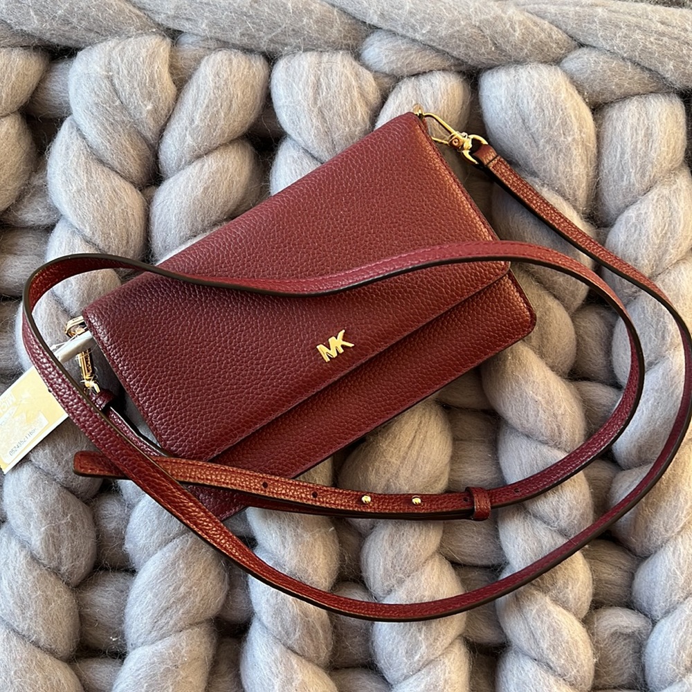 Michael by Michael Kors - Phone Crossbody Leather - Color : Oxblood